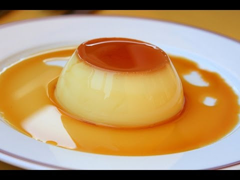 Cho lên chảo đảo đến khi đặc lại. Để tủ lạnh 6 giờ là có thể thưởng thức. Ảnh: youtube.com.