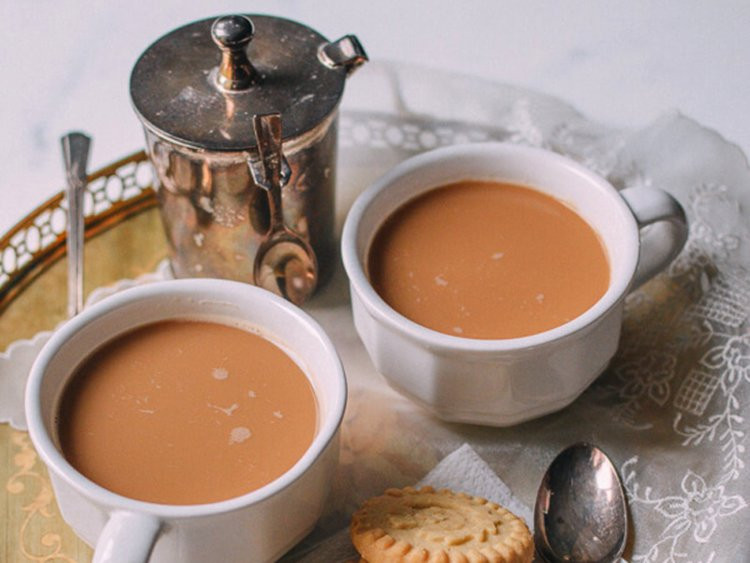 7. Yuanyang - Malaysia: Cafe của nước này gồm 3 phần cà phê đen cùng 7 phần trà sữa kiểu Hong Kong (là một sự pha trộn giữa trà đen cùng với sữa). Ảnh: LostBird.vn.