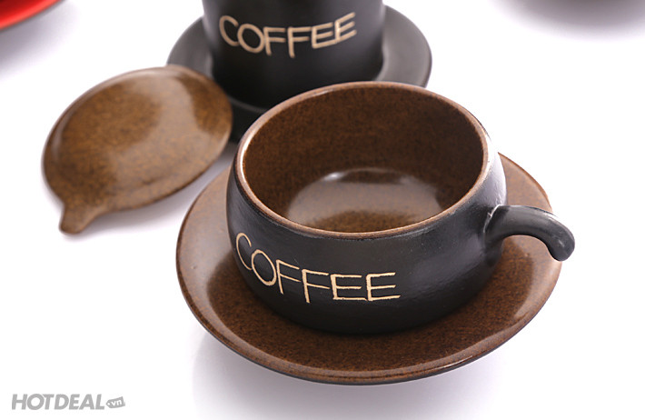 3. Café de olla - Mexico: Được đun với một thanh quế, cà phê truyền thống của Mexico dùng piloncillo (đường thô) và được đựng trong một cốc gốm, người dân địa phương cho rằng điều này sẽ làm tăng thêm hương vị của cà phê. Ảnh: gomsuloian.vn.