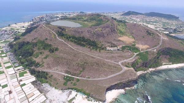 Nhung ky quan duoc kien tao tu dung nham nui lua tai Quang Ngai