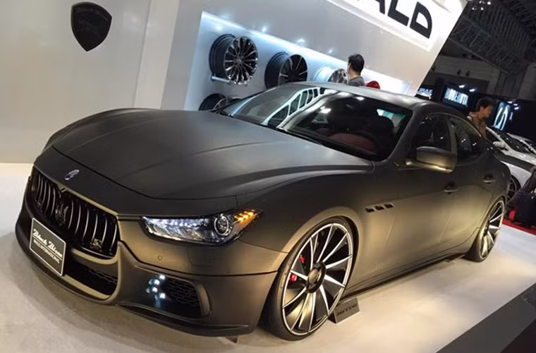 Maserati Ghible màu độc.