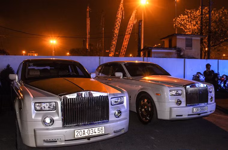 Ngam cap Rolls-Royce Phantom ma vang cua dai gia Thai Nguyen