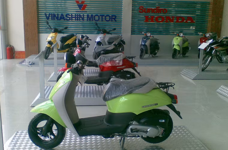 Honda Today FI là mẫu xe máy hoàn toàn mới chỉ có ở thị trường VN, Nhật Bản và Úc. Xe mới cả về hình dáng và tính năng kỹ thuật.