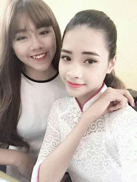 Là sinh viên học khoa Thanh nhạc, Trung cấp Văn hóa Nghệ thuật tỉnh Bắc Giang, quá trình luyện thanh cũng giúp Tiến Đạt có được giọng nói, giọng hát giống con gái đến hơn 90%. Nhờ sự rèn luyện, tất cả những điều này đều có thể trở thành thế mạnh cho "cô gái Bắc Giang" phát triển sự nghiệp sau này. Ảnh trong bài: Facebook nhân vật.