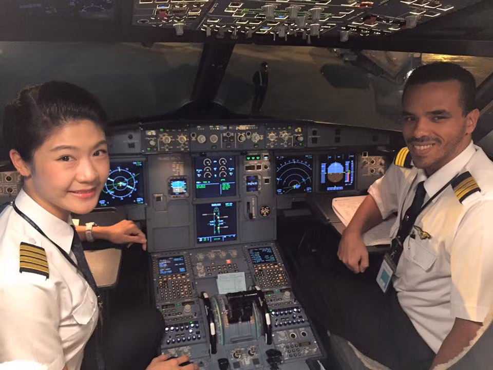 Sau lời trần tình, yêu cầu được tôn trọng bản thân và những bí mật cá nhân, mong rằng những rắc rối, ồn ào gây ảnh hưởng đến Huỳnh Lý Đông Phương sẽ chấm dứt để cô có thể tiếp tục chuyên tâm với công việc vốn dĩ đã có quá nhiều sự căng thẳng.