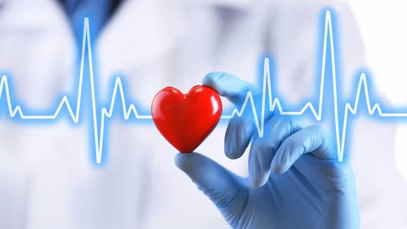 Một dấu hiệu khác nữa của nhồi máu cơ tim là chóng mặt. Ảnh: amazonaws.