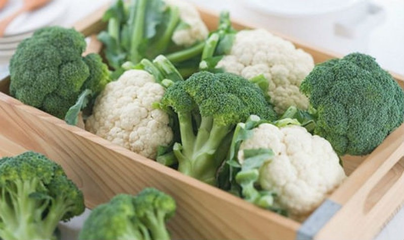 Bạn cũng không nên xào gan lợn với súp lơ. Ảnh: baophapluat.