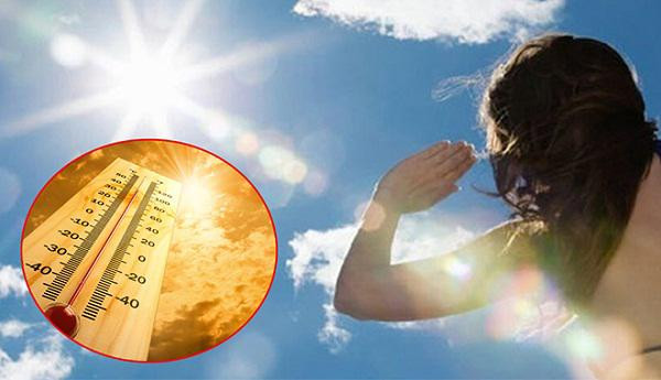 Bạn cũng nên sử dụng kem chống nắng để bảo vệ da khỏi tác hại của ánh nắng mặt trời. Ảnh: tin247.