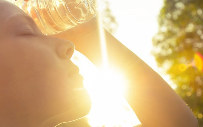 Cuối cùng, bạn nên luyện tập thể dục thường xuyên để cơ thể dẻo dai, tràn đầy sức sống hơn, tăng khả năng thích nghi với thời tiết khắc nghiệt. Ảnh: suckhoehangngay.