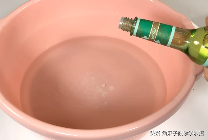 Ca nam moi dem dung, ve sinh chieu sao cho sach khong bi ngua?-Hinh-3