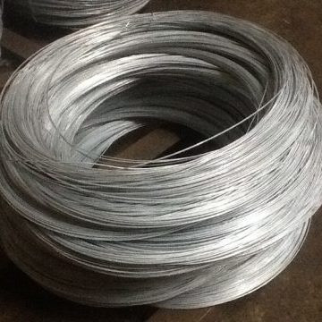 Một kim loại nặng khác có thể xuất hiện trong nguồn nước sinh hoạt chính là kẽm. Ảnh: hungphatsteel.