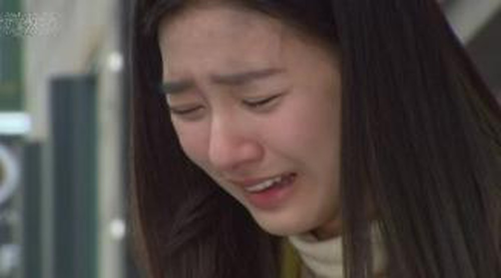 Ve muon thay ba va chau mat tich, me soi camera moi oa khoc