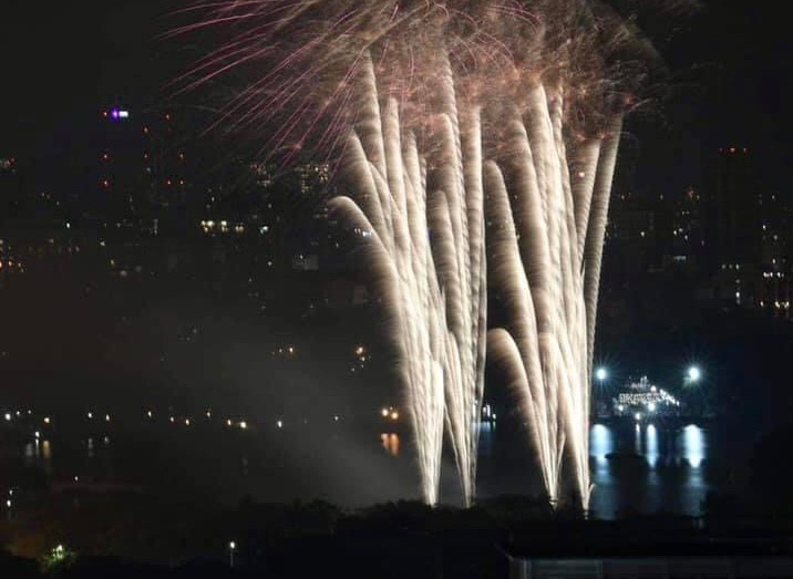 Ha Noi ban phao hoa 1 diem duy nhat don Tet Nham Dan