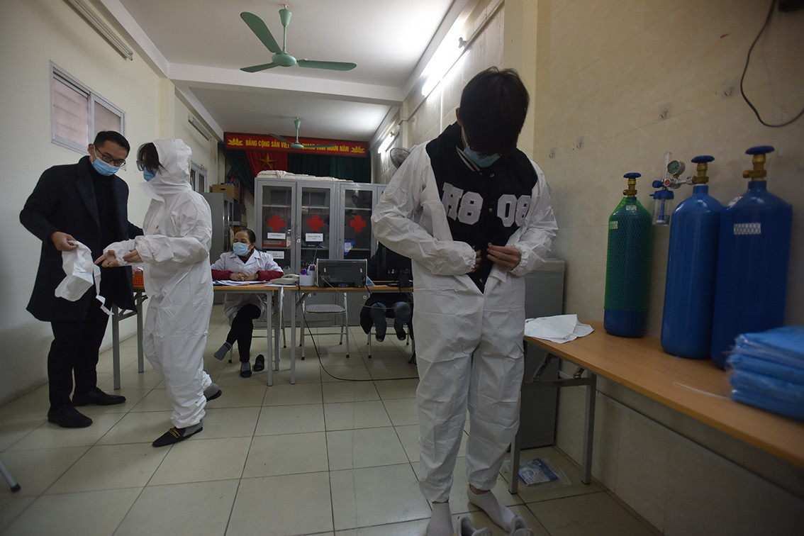 Tại Trạm y tế phường Ô Chợ Dừa (quận Đống Đa, Hà Nội), mô hình ATM oxy khi đi vào hoạt động đã hỗ trợ rất nhiều cho bệnh nhân điều trị tại nhà.