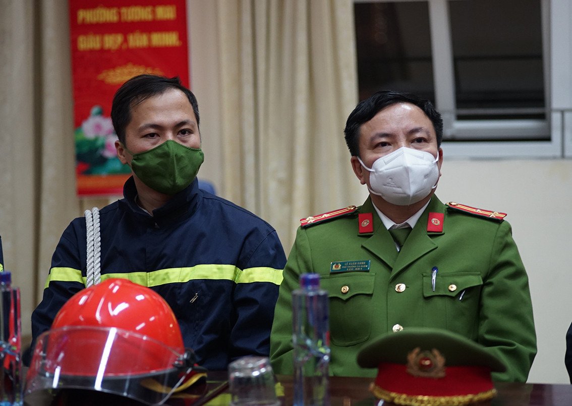 Phó Chủ tịch UBND TP Hà Nội đề nghị các Quận, Huyện, Thị xã cần rà soát, kiểm tra công tác phòng cháy chữa cháy ở các khu vực có nguy cơ cao, đông dân cư.