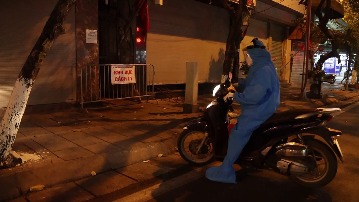 Tram y te dau tien online cua Ha Noi tiep nhan thong tin qua Facebook-Hinh-3