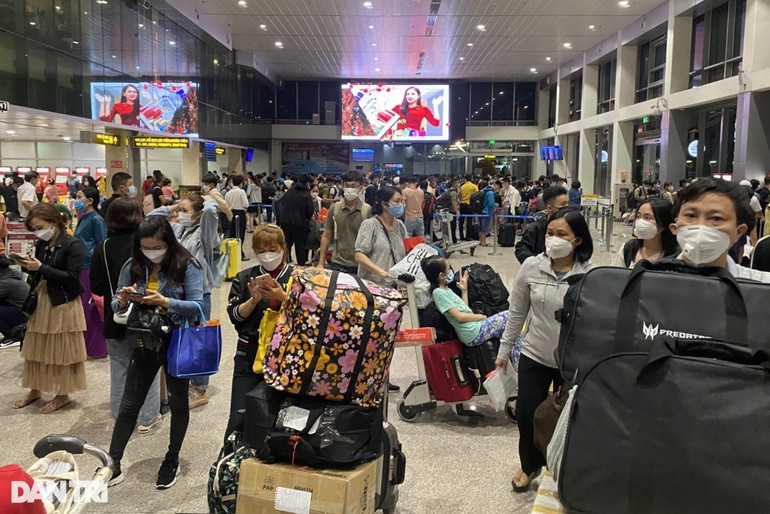 So Y te TPHCM kien nghi khan lien quan den nguoi nhap canh nhiem Omicron