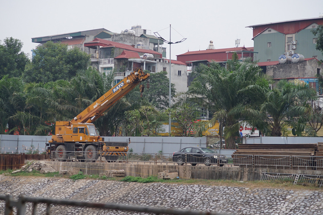 Từ khi đi vào hoạt động, tuyến đường này không dành cho người đi bộ...