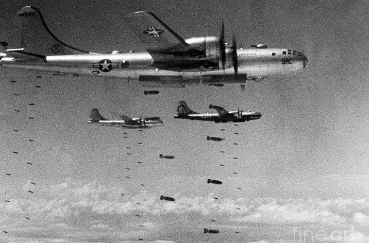 Sau Chiến tranh Thế giới thứ 2, B-29 được triển khai quy mô lớn trong Chiến tranh Triều Tiên, thực hiện đến 20.000 phi vụ thả 200.000 tấn bom.