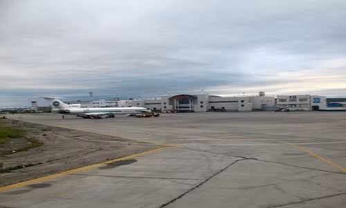 Sân bay Volgograd vẫn hoạt động bình thường, nhưng một phần hệ thống an ninh gắn trên tường đã bị hư hỏng.