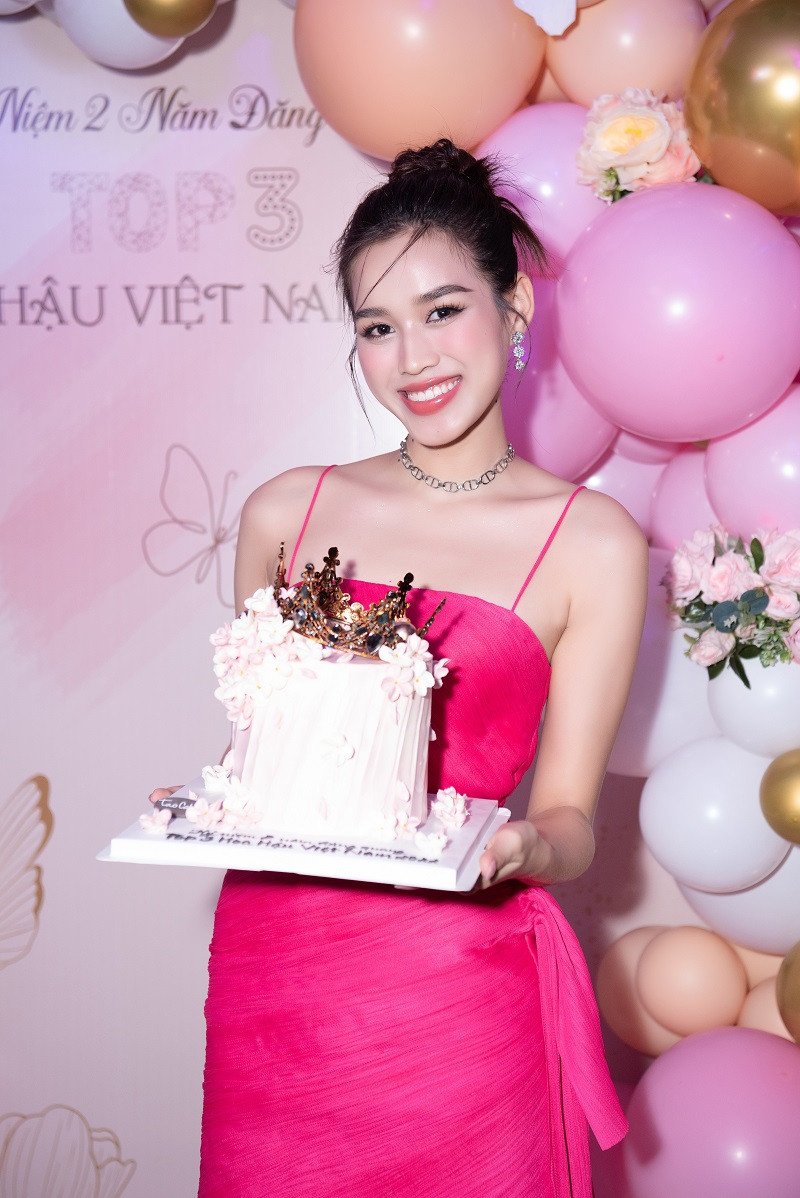 Hai năm vừa qua, Đỗ Hà, Ngọc Thảo đã mang đến niềm tự hào cho Việt Nam trên các đấu trường nhan sắc quốc tế.