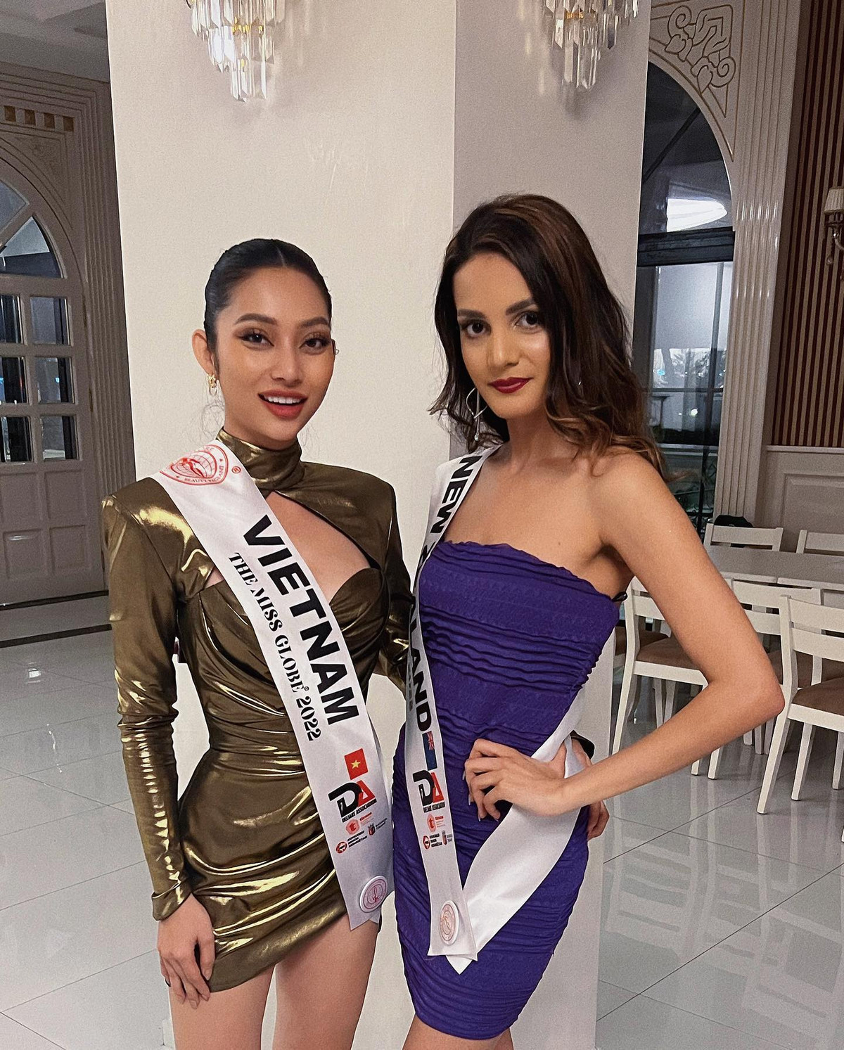 Lâm Thu Hồng sinh năm 1995, tại Bà Rịa - Vũng Tàu. Cô sở hữu chiều cao 1,73m, số đo 3 vòng 88-59-92 cm. Năm 2018, Lâm Thu Hồng tham gia cuộc thi Hoa hậu biển Việt Nam Toàn cầu và vào top 5 chung kết.