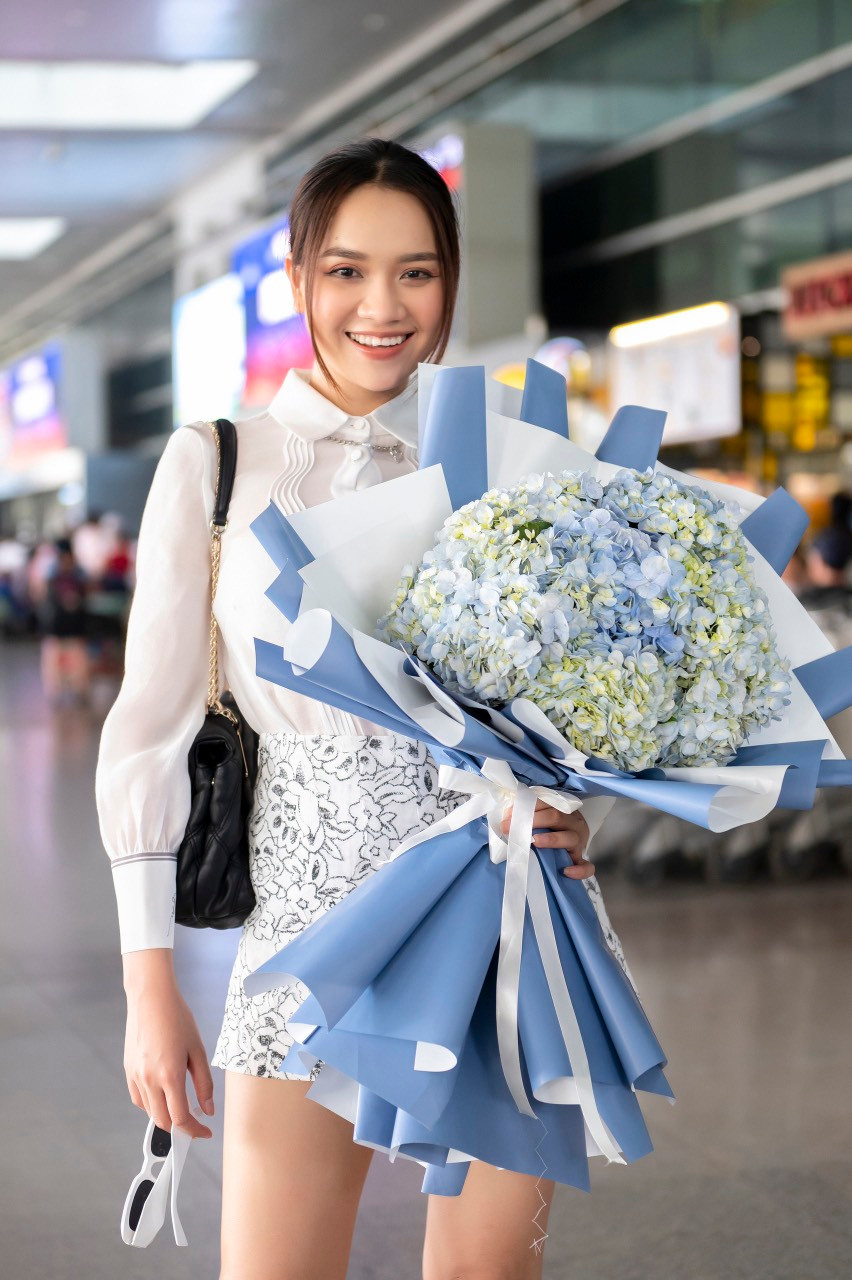 Á khôi Tô Mai Thùy Dương.