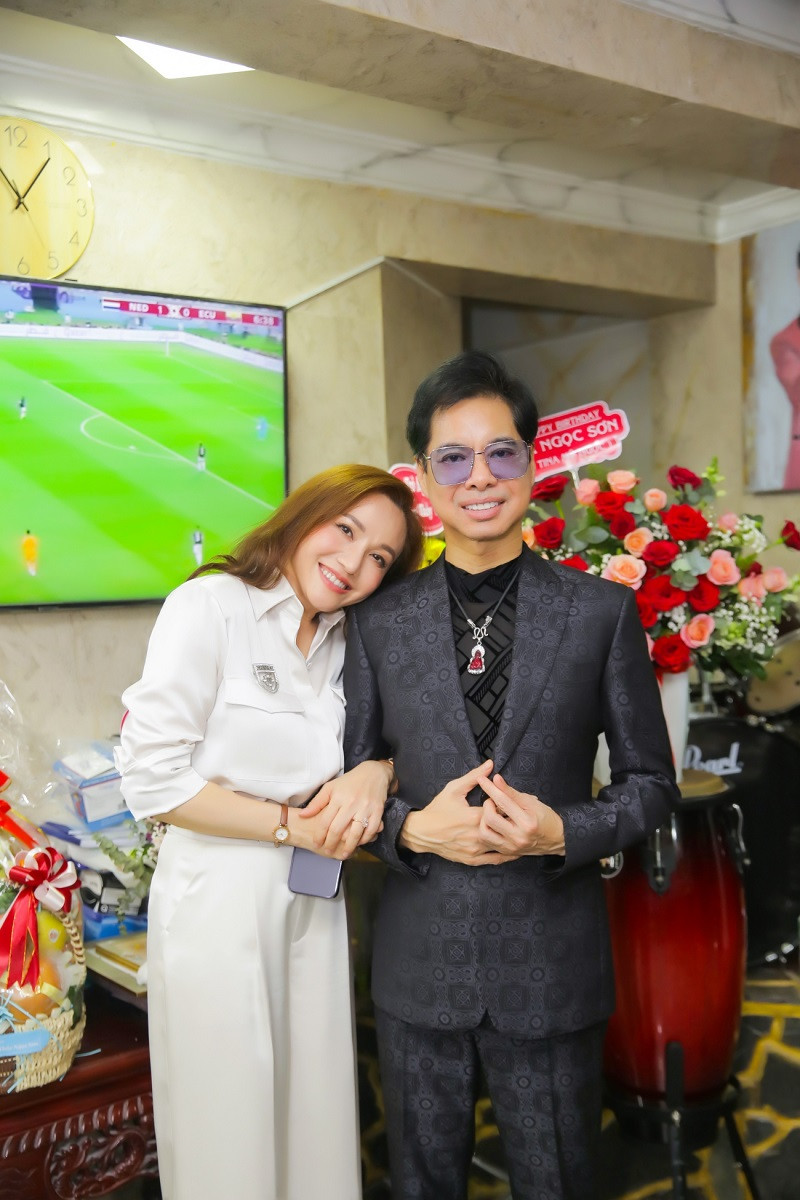 Dường như tất cả đều muốn dành cho Ngọc Sơn những lời chúc tốt đẹp và khoảnh khắc đáng nhớ nhất trong ngày sinh nhật.