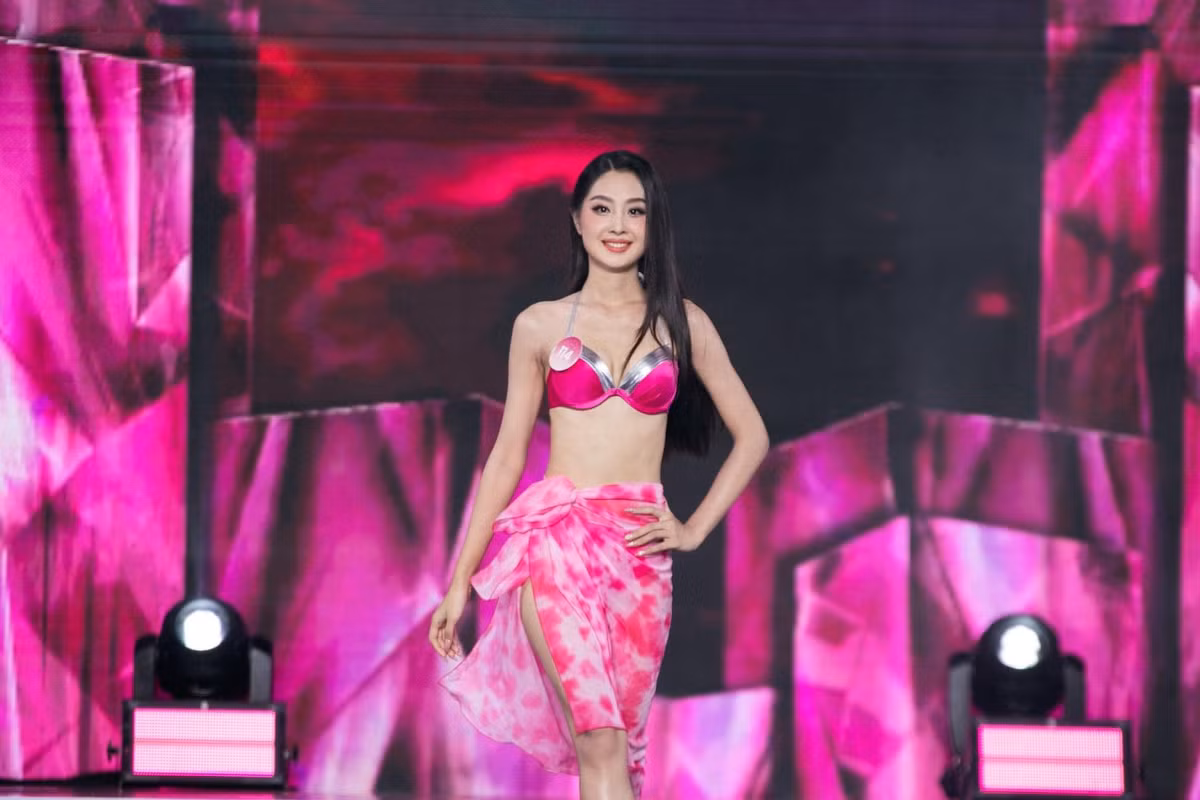 Các thí sinh năm nay được đánh giá khá đồng đều về nhan sắc, học vấn.