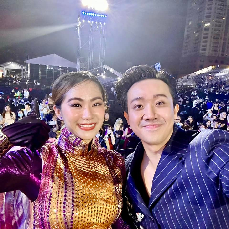 Theo Trấn Thành, những nghệ sĩ này chỉ khi đứng sau lớp mặt nạ họ mới tự tin và dám thể hiện cá tính thật.