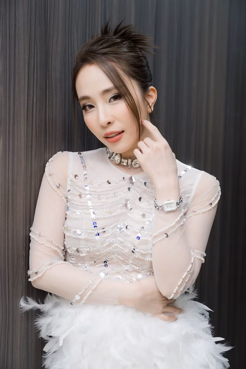 Sau đổ vỡ hôn nhân, nữ diễn viên kín tiếng chuyện tình cảm.