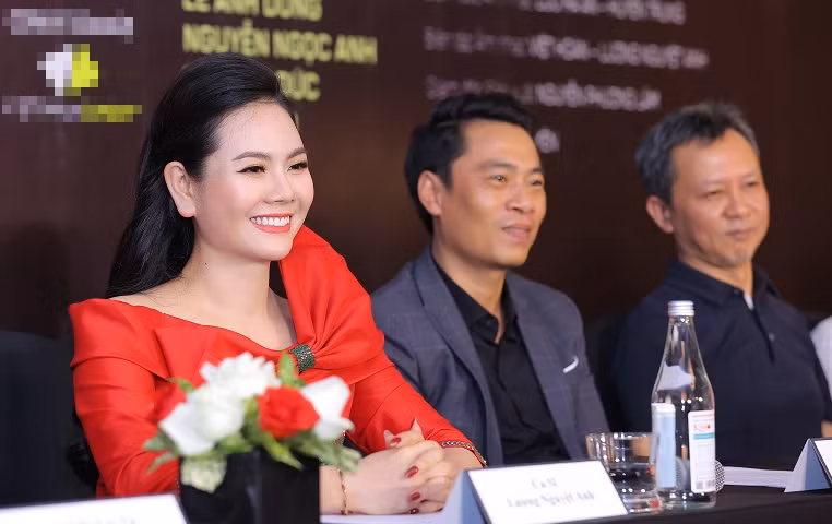 Luong Nguyet Anh: “Lam liveshow voi Viet Hoan hoi hop hon ca… lay chong