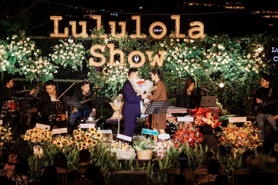  Sự trở lại của Hoài Lâm được fan ủng hộ nhiệt tình.