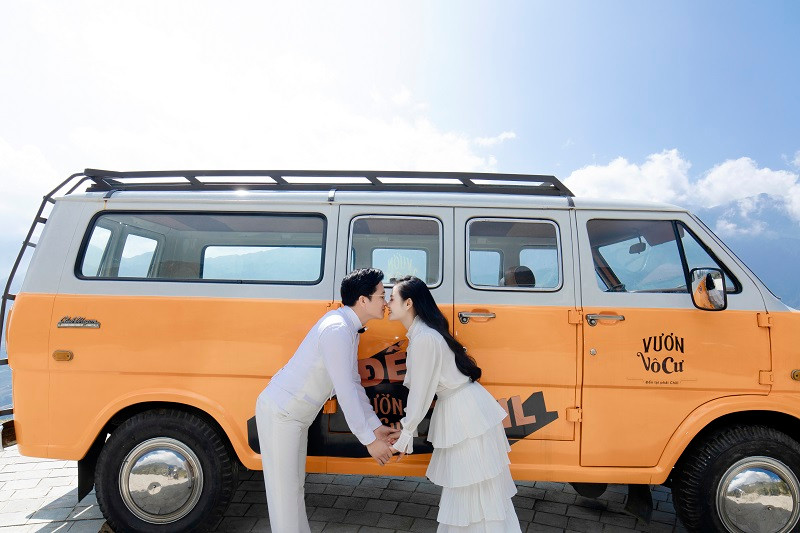 Sau khi kết hôn, Lương Hải Yến sẽ theo chồng về Lai Châu định cư. Tuy nhiên, do công việc của một ca sĩ, Lương Hải Yến sẽ thường xuyên đi về giữa Lai Châu và Hà Nội.