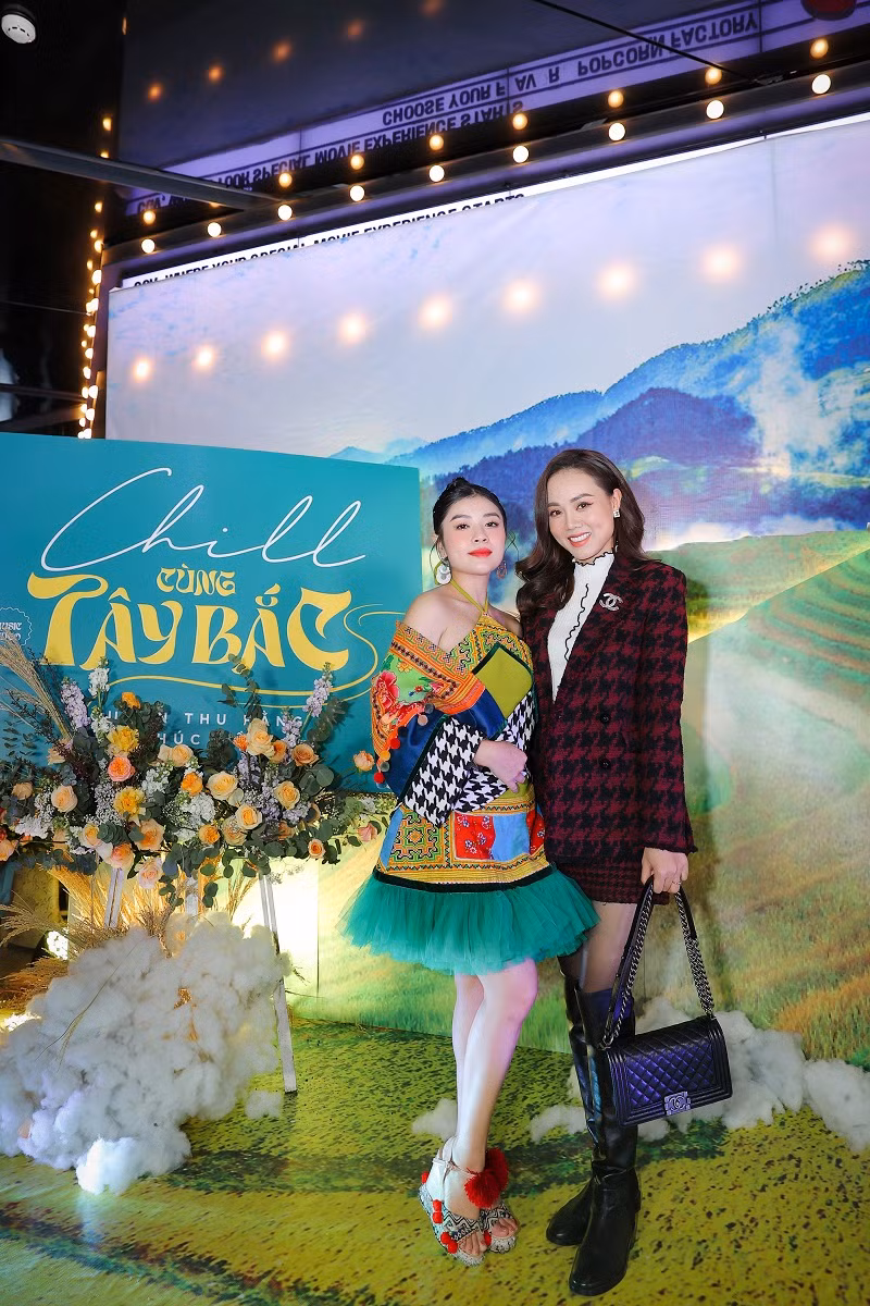 Thu Hang lien tuc phat hanh MV, gay sot voi “Chill cung Tay Bac”-Hinh-6