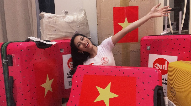 Sau 7 ngày bị thất lạc hành lý, Lâm Thu Hồng đã nhận được vào lúc 21h ngày 7/10 (tức 2h sáng ngày 8/10 giờ Việt Nam).