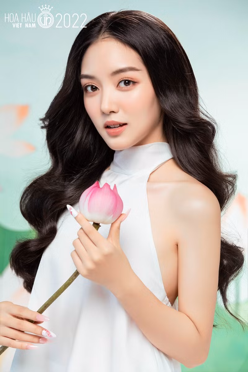 Những nhan sắc tinh khôi được hé lộ qua bộ ảnh đầu tiên của top thí sinh vòng chung khảo toàn quốc khiến fan sắc đẹp xuýt xoa.