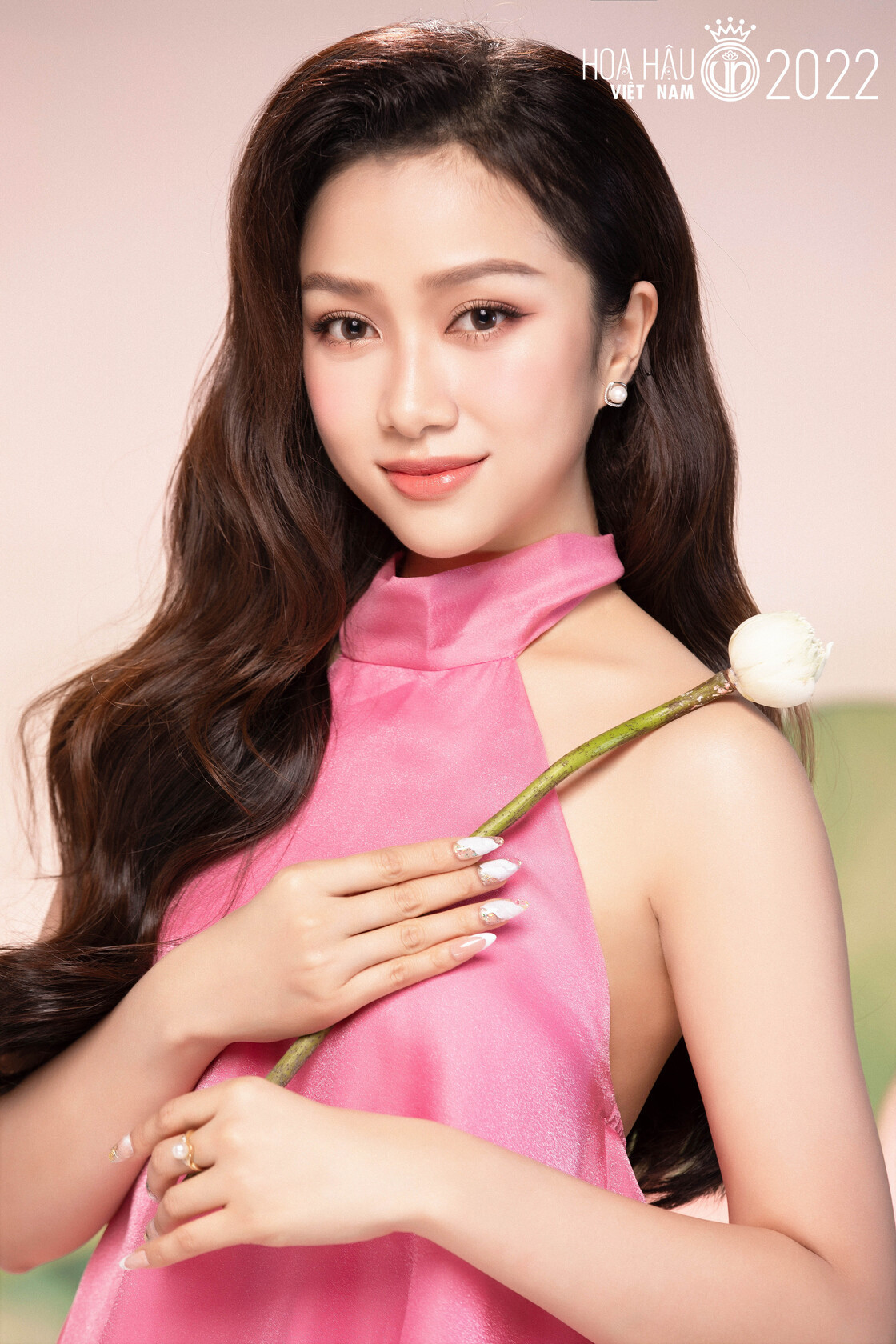 Dàn thí sinh đã sẵn sàng nối gót Hoa hậu Đỗ Mỹ Linh, Trần Tiểu Vy, Đỗ Thị Hà... chạm đến vương miện và trở thành người đại diện cho nhan sắc Việt.