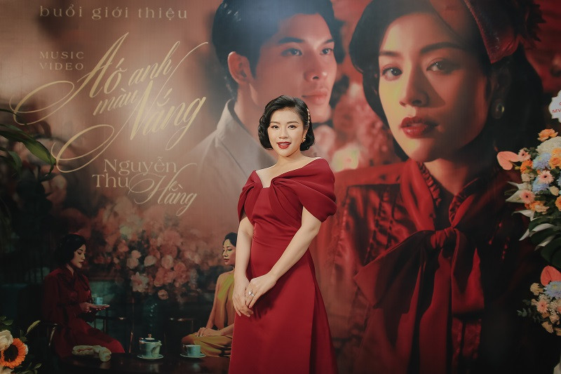 Sao mai Thu Hang: “Toi duoc chong lay san kem danh rang moi sang“