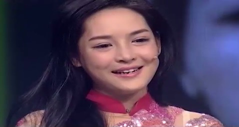 Sau 3 tháng làm thẩm mỹ tại Hàn Quốc, Vũ Thanh Quỳnh trở về Việt Nam trong sự chào đón của người thân, bạn bè, những người làm chương trình "Thay đổi cuộc sống". Cô gái Nam Định lột xác đáng kinh ngạc, đã khóc và cho biết sau khi hoàn thành phẫu thuật, bản thân cô cũng không thể nhận ra chính mình.