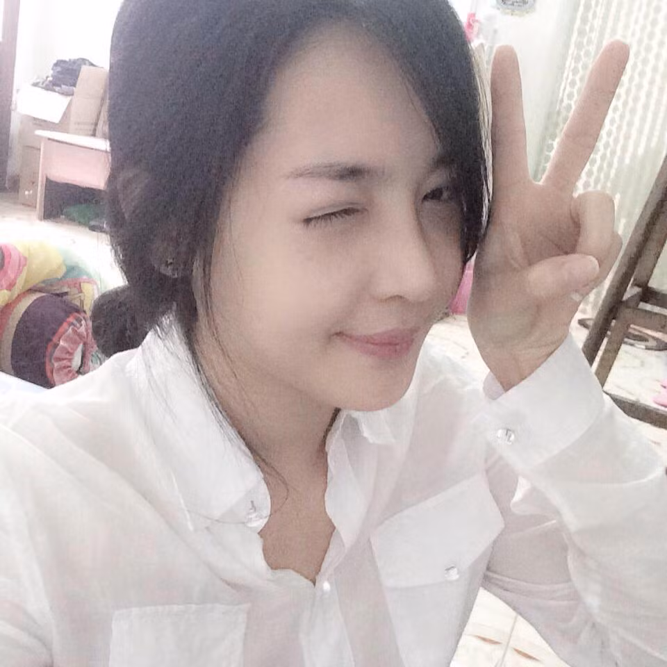 Thanh Quỳnh bộc bạch: "Tất cả những gì mình trải qua, đó thực sự là một kỳ tích. Mình đã không tin vào mắt mình khi tháo miếng dán băng mặt cuối cùng, mình ngỡ ngàng nhìn vào gương và không thể diễn tả nổi cảm xúc ấy. Sự thật đây ư?".