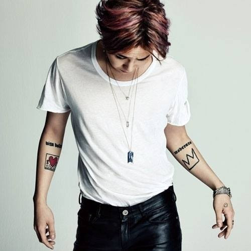 Những hình xăm giống nhau của Sơn Tùng và G-Dragon - Hình 2 Nhung hinh xam giong nhau cua Son Tung va G-Dragon-Hinh-2