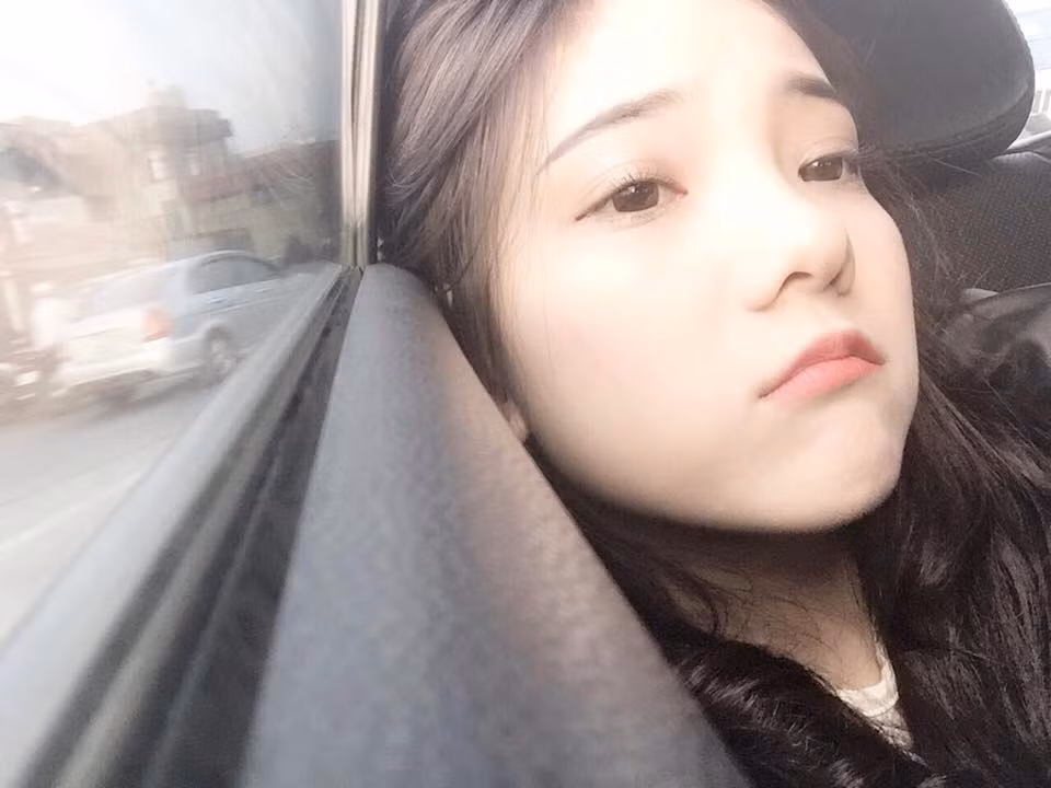 Với Mai Ka, cô bạn trẻ thực sự rất đam mê nghề tiếp viên hàng không. Công việc mang đến cơ hội giúp Mai Ka có thể đi nhiều nơi, gặp gỡ nhiều người và trải nghiệm nhiều điều trong cuộc sống.