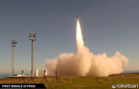 Cuộc thử nghiệm được thực hiện hồi đầu tháng 6/2020 đã thành công tốt đẹp khi 2 quả tên lửa của hệ thống tên lửa đạn đạo chiến thuật KHAN được phóng đi đều diệt thành công mục tiêu giả định ở khoảng cách gần tối đa về tầm bắn theo thiết kế.