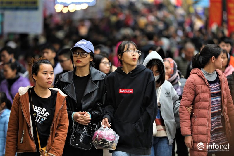 Trước lễ hội, BTC cam đoan xử lý các xuồng máy chở khách, chở hàng chạy trên suối Yến gây mất trật tự và làm giảm đi sự tôn nghiêm như các năm. 