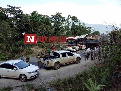 Vu no xe khach o Lao: He lo so phao “khung” phat no