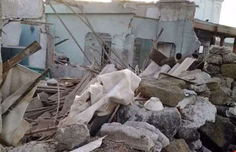 Vu no lon o dao Phu Quy: 50 can nha bi anh huong