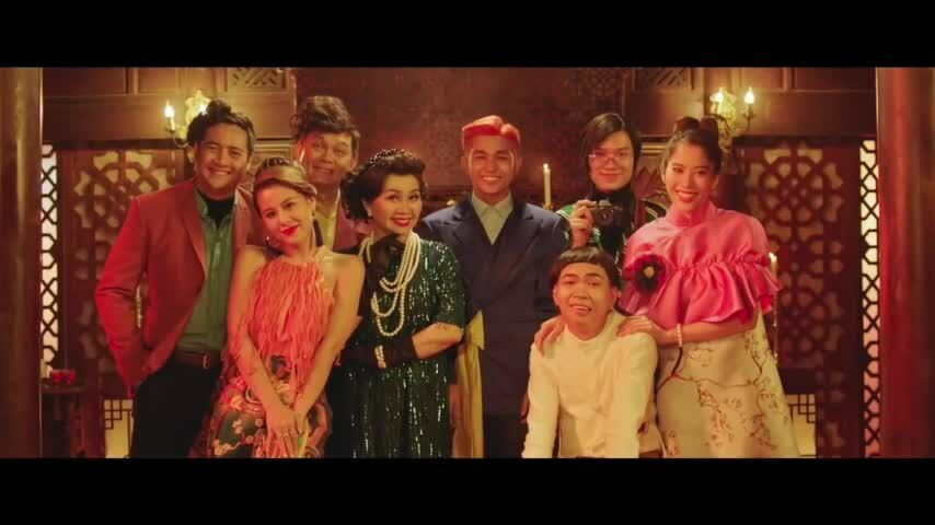 Nhờ những nhân vật và câu nói nổi tiếng được nhắc đến trong cuộc sống hàng này, nhiều nhà làm phim, viết kịch đã đưa Số đỏ lên sân khấu, màn ảnh rộng.