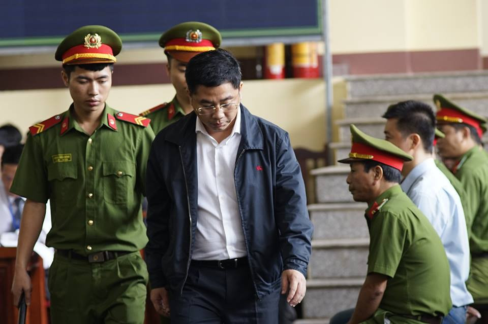 Vi sao VKS de nghi muc an cao voi 