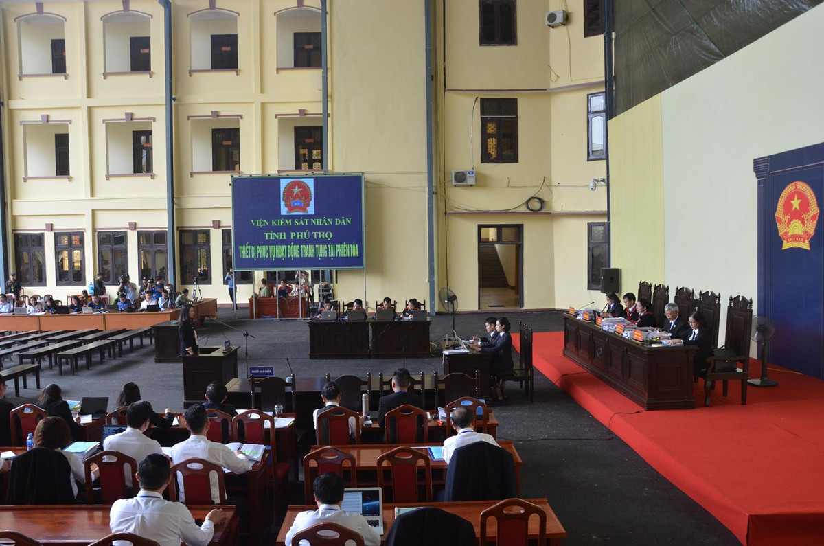 Xet xu vu danh bac nghin ty: Nu Tong giam doc CNC khoc nuc no tai toa-Hinh-2